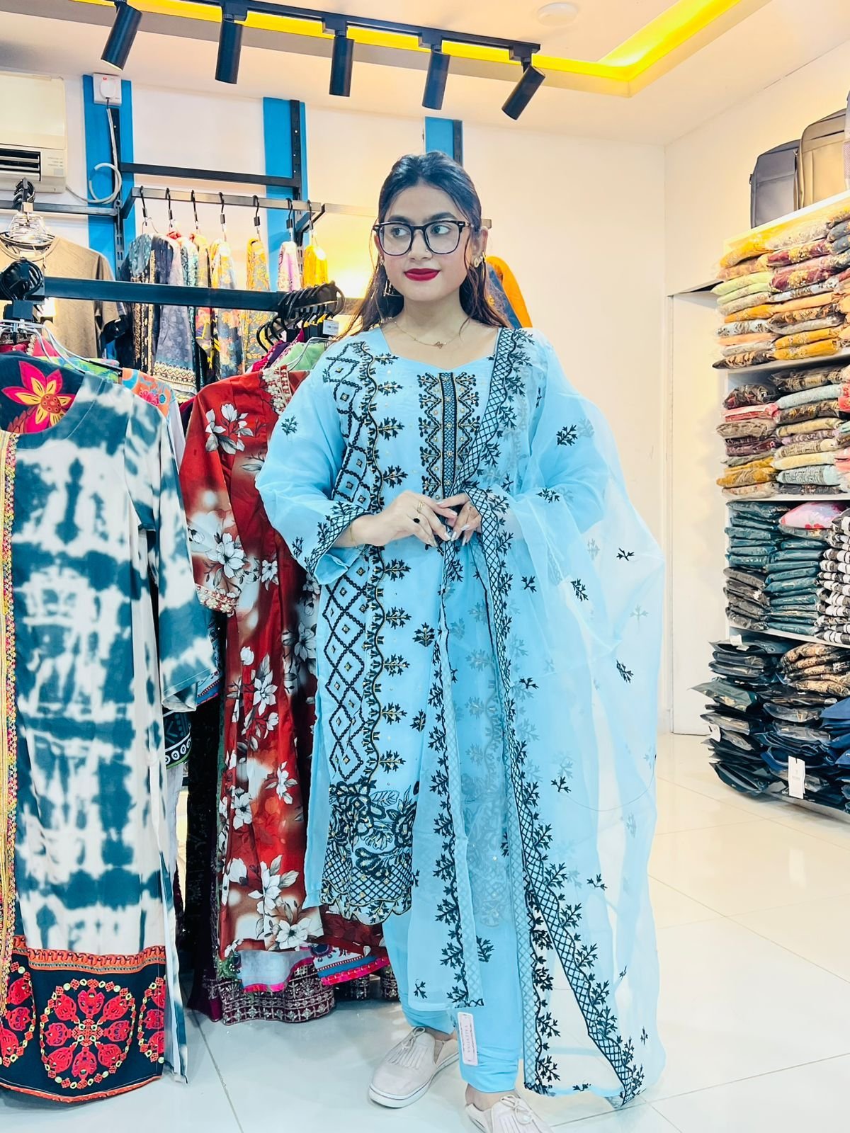premium-georgette-organza-pakistani-inspired-three-piece-4-1.jpeg প্রিমিয়াম জর্জেটের ,অর্গানজা পাকিস্তানি ইন্সপায়ার থ্রি-পিস (CODE-305) - Image 1